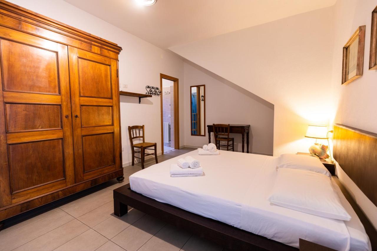 Theo'S Rooms Olbia Exteriér fotografie